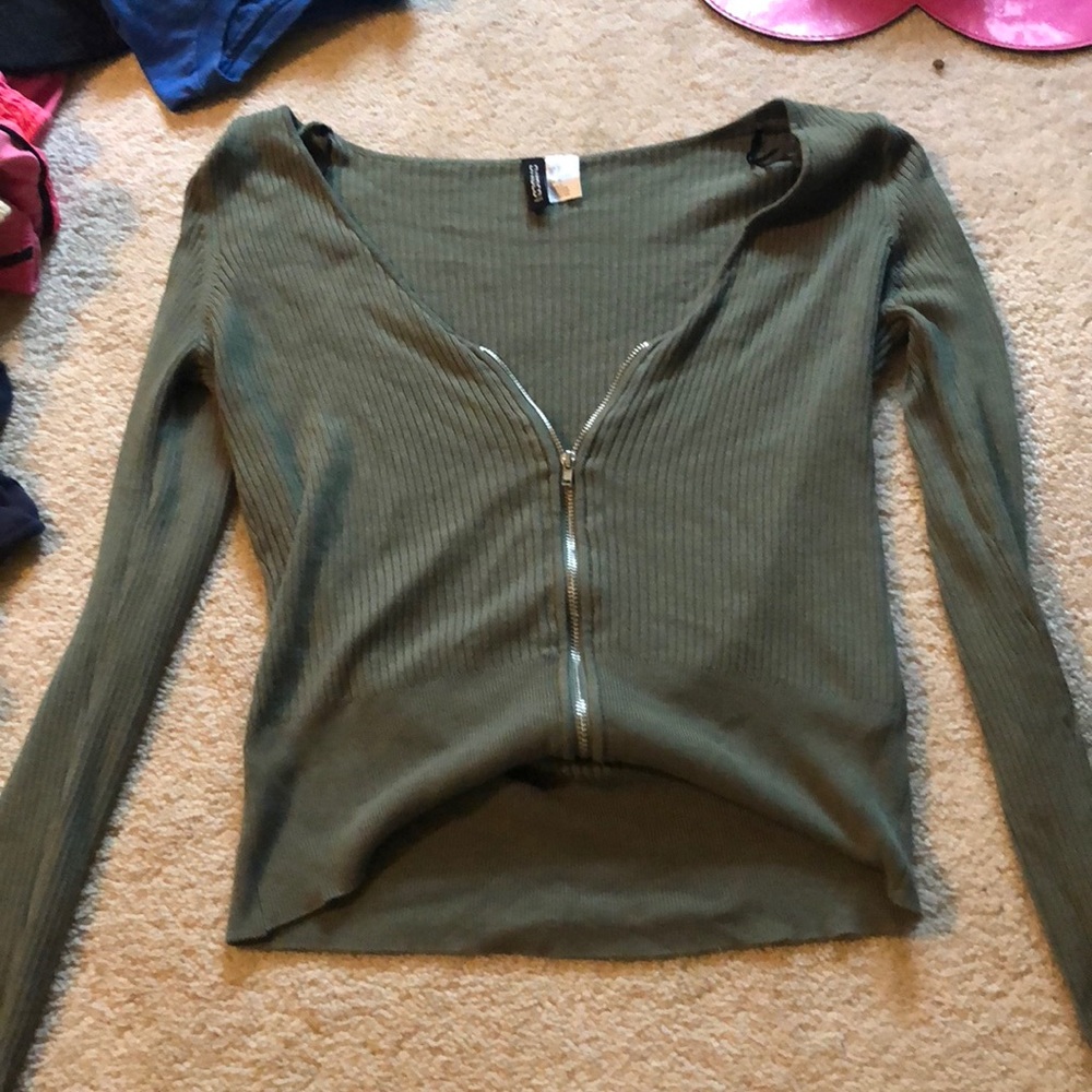 Zip up cropped sweater